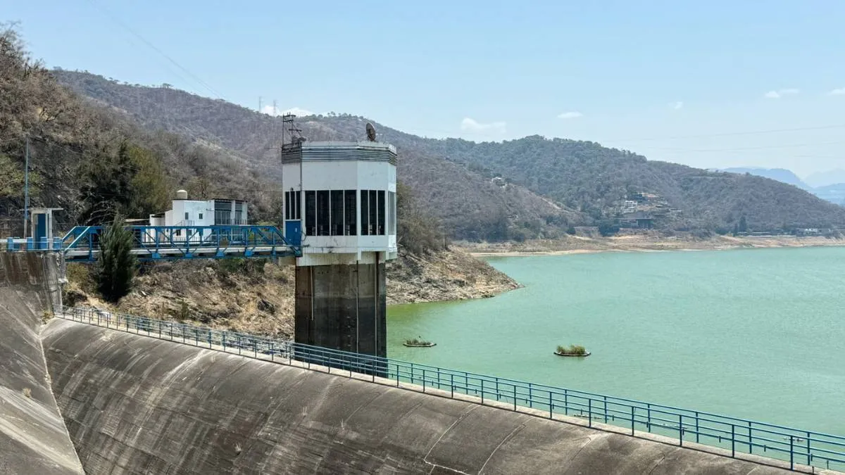 Dejan lluvias de julio 47 millones de metros cúbicos más de agua en Cutzamala y reporta 32.4% de llenado