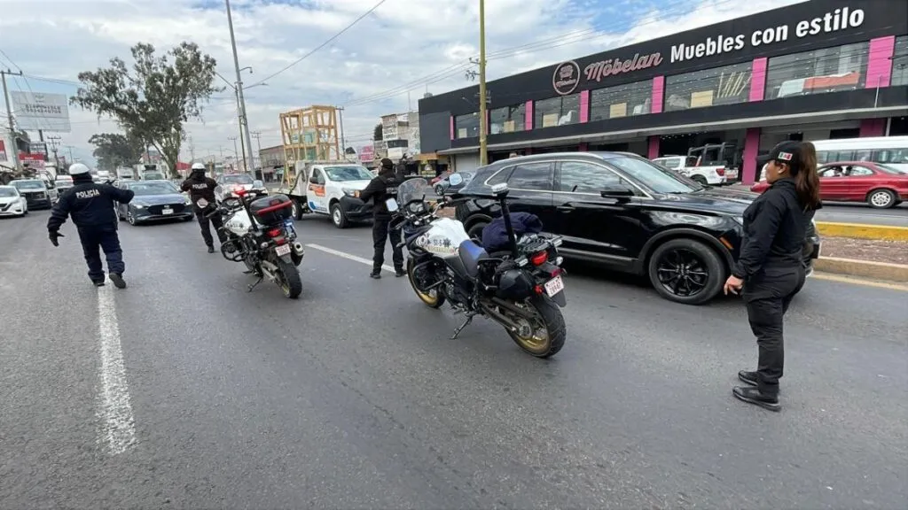 Azucena Cisneros ordena desaparecer Agrupamiento de Motopatrullas