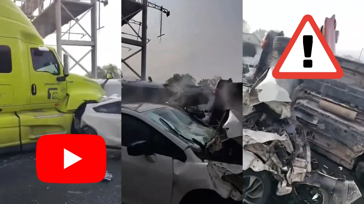 Vehículos involucrados en choque en Circuito Exterior Mexiquense mientras paramédicos atienden a lesionados.