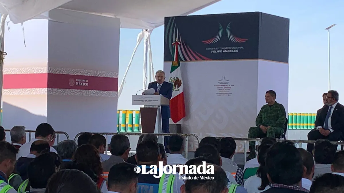 (VIDEO) AMLO inaugura nueva vía libre de cuota al AIFA