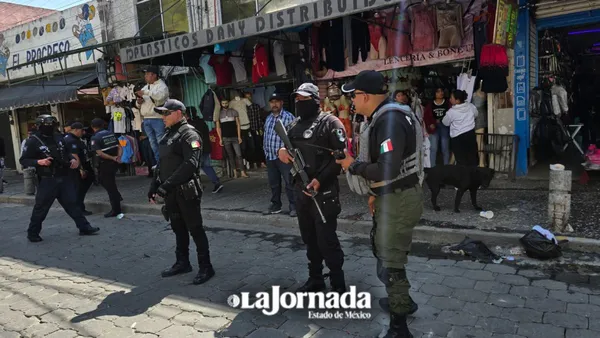 Retiran a vendedores ambulantes de la Terminal de Toluca