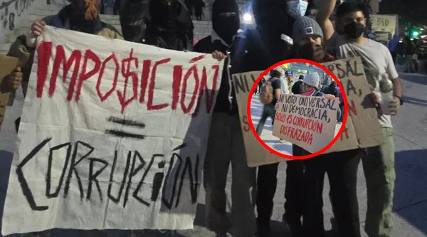 Estudiantes de la UAEMéx se manifiestan durante toma de protesta de Rectora