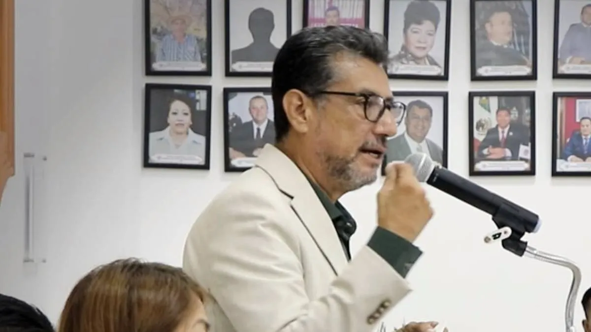 Dos policías son atropellados en obra de El Polvorín en Teoloyucan