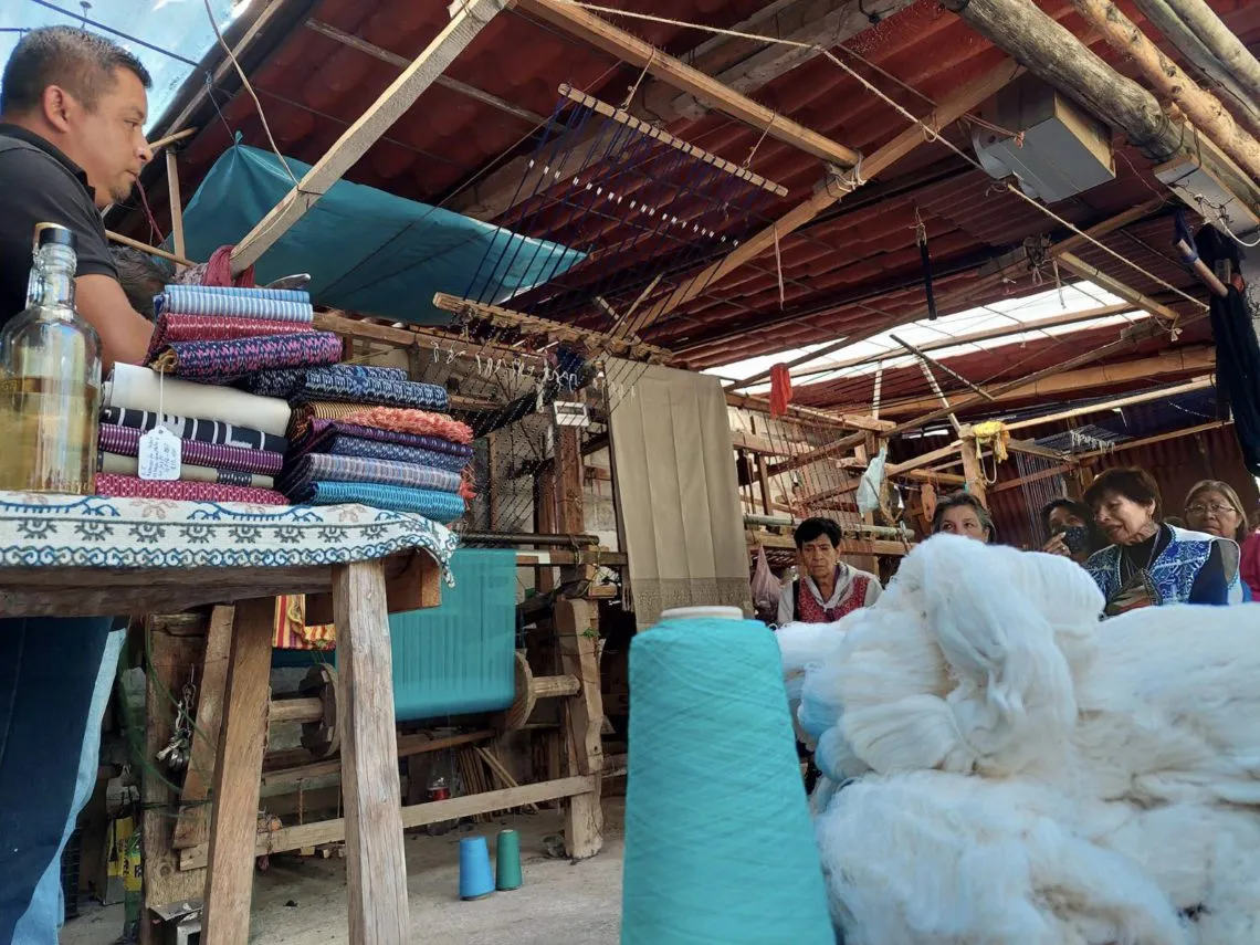 Tenancingo: Feria del rebozo sin apoyo del ayuntamiento denuncian artesanos