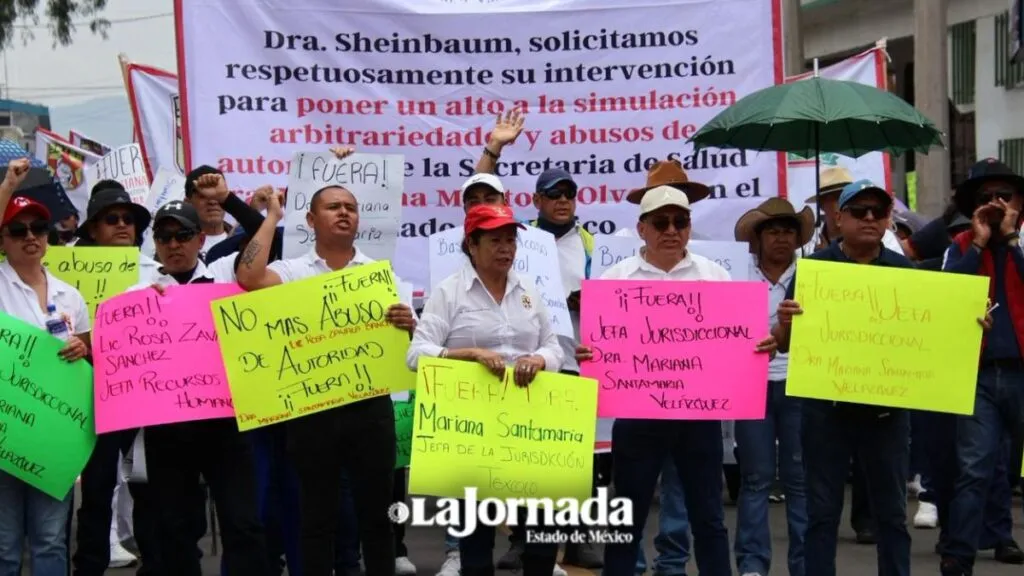 Protestan por presuntas irregularidades en la Jurisdicción Sanitaria de Texcoco