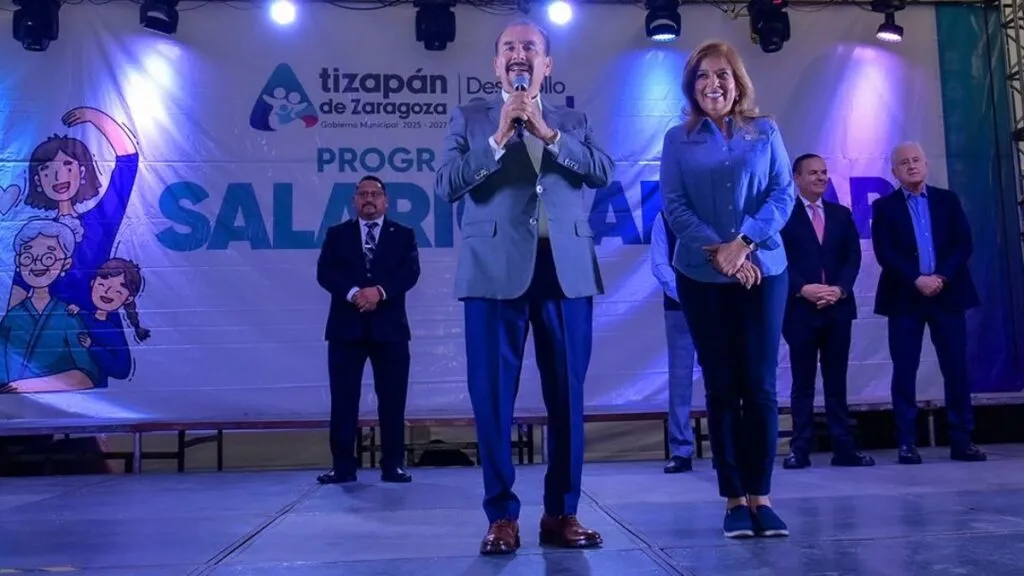 Atizapán rompe récord con la entrega de 150 millones de pesos en Salario Familiar
