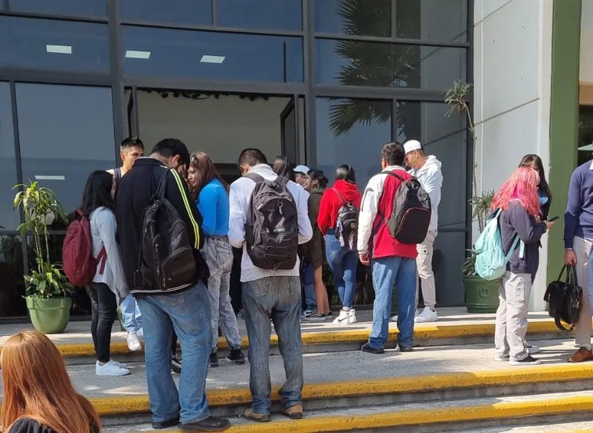 Universitarios exigen respetar triunfo de  Ángel Romero como director del Campus Ecatepec de la UAEMéx
