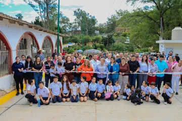 José Paz López entrega obras por 3.4 mdp en Santiago de los Caballeros y alista programa invernal en Badiraguato