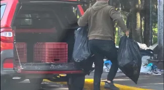 Sorprenden a hombre tirando basura en calles de Toluca, ya fue detenido
