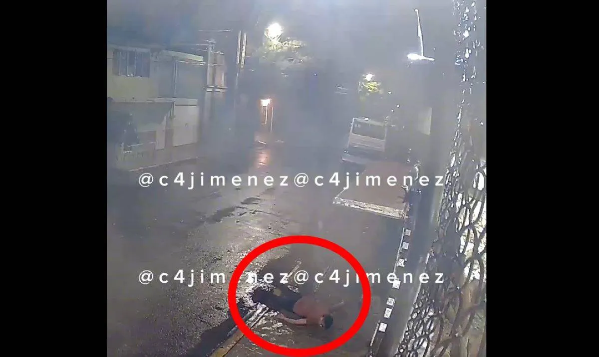 En un video que ya circula en redes sociales donde un sujeto luego de golpear a su esposa trata de huir desde la azotea. Foto: Captura