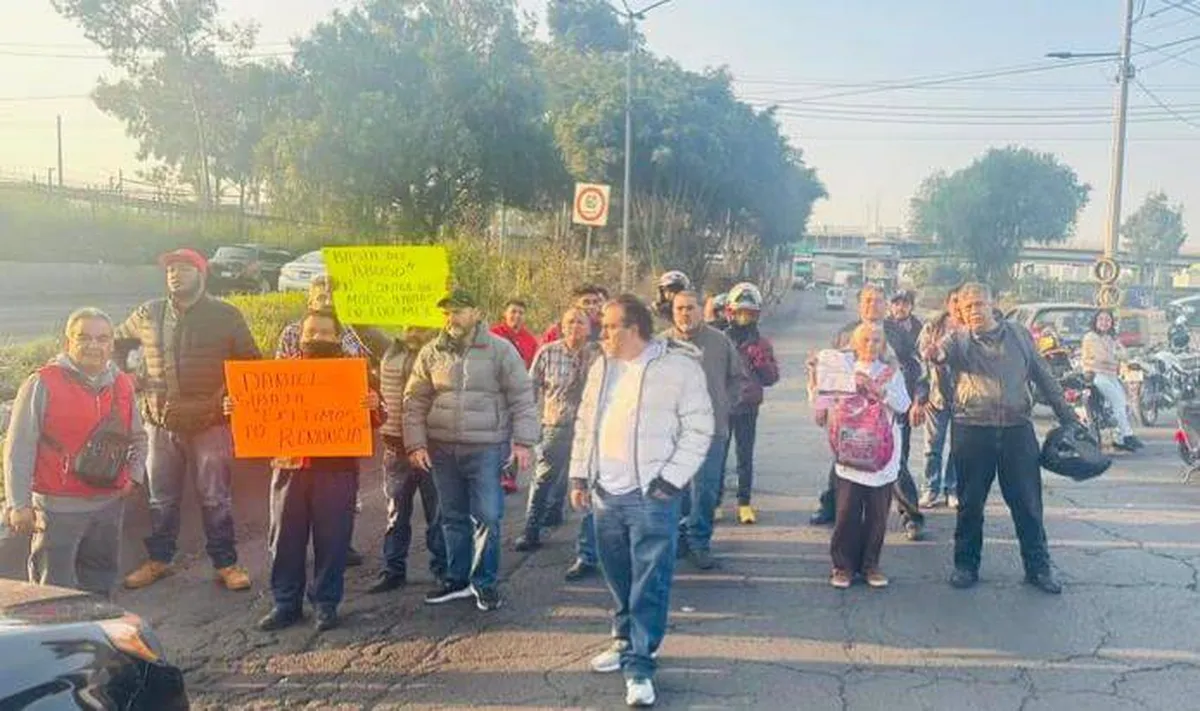 [VIDEO] Bloqueo en Avenida Central a la altura de Río de los Remedios, Ecatepec