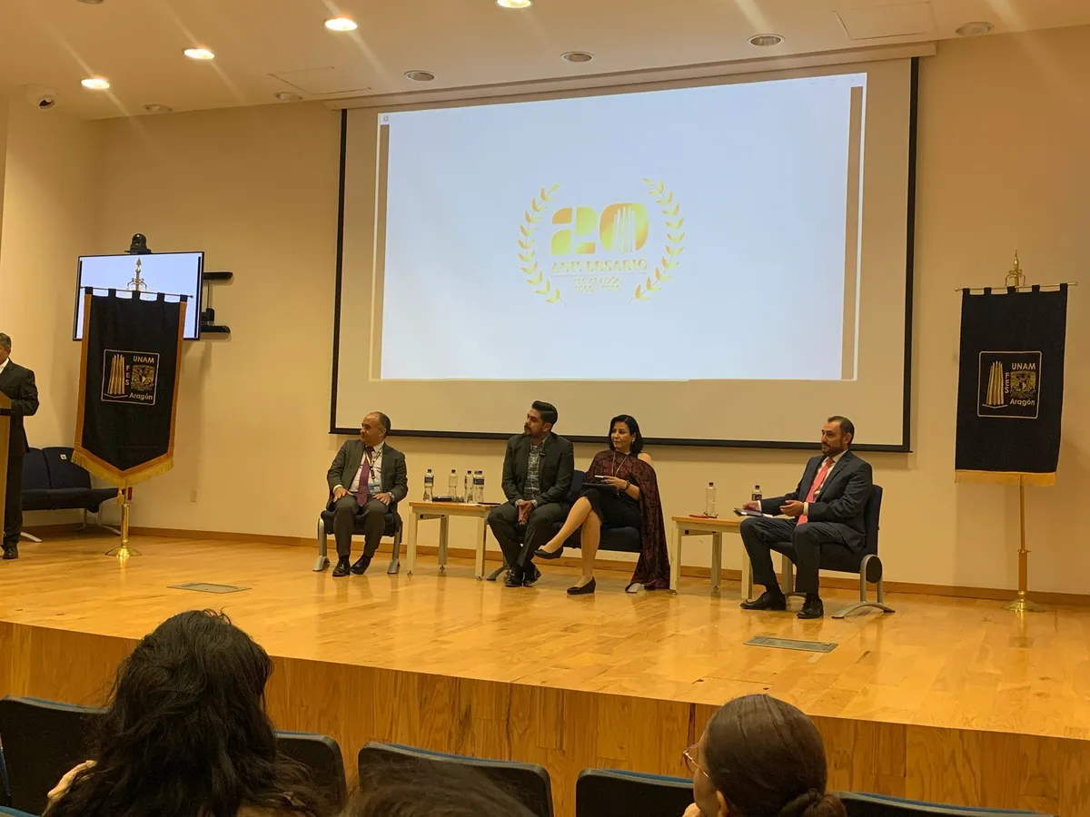 FES Aragón celebra 20 años como facultad