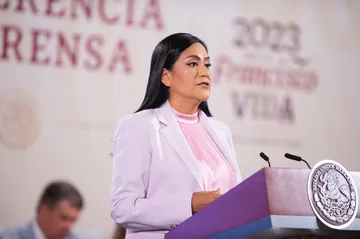Ariadna Montiel, Secretaria del Bienestar, anunció el cambio de tarjeta será hasta fin de este mes. Foto: Presidencia