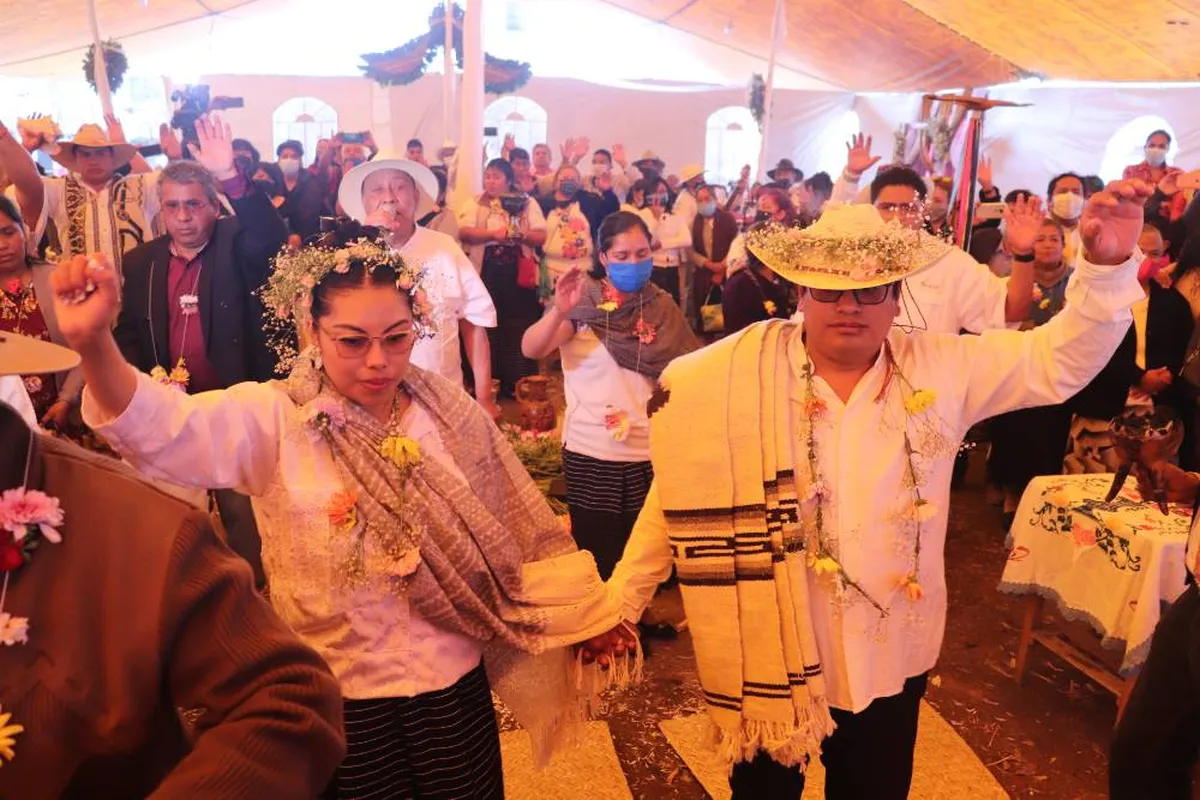 Bodas ancestrales del pueblo otomí de Toluca; sagradas y simbólicas