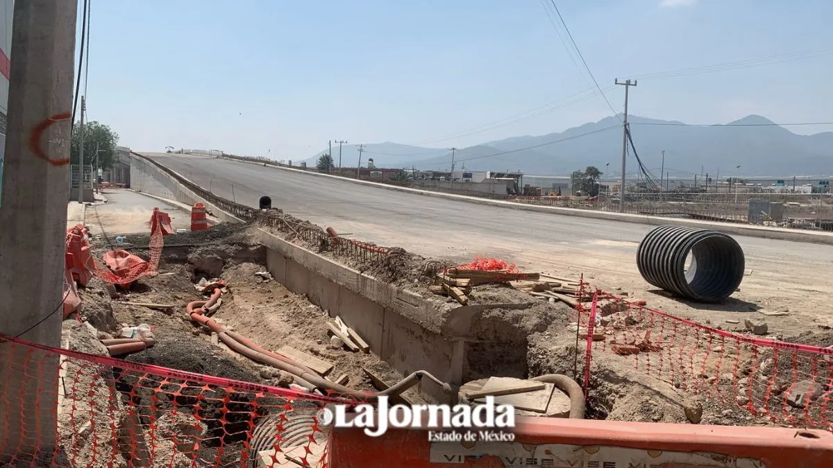 Pobladores de Tultepec liberan una estación del Tren Suburbano