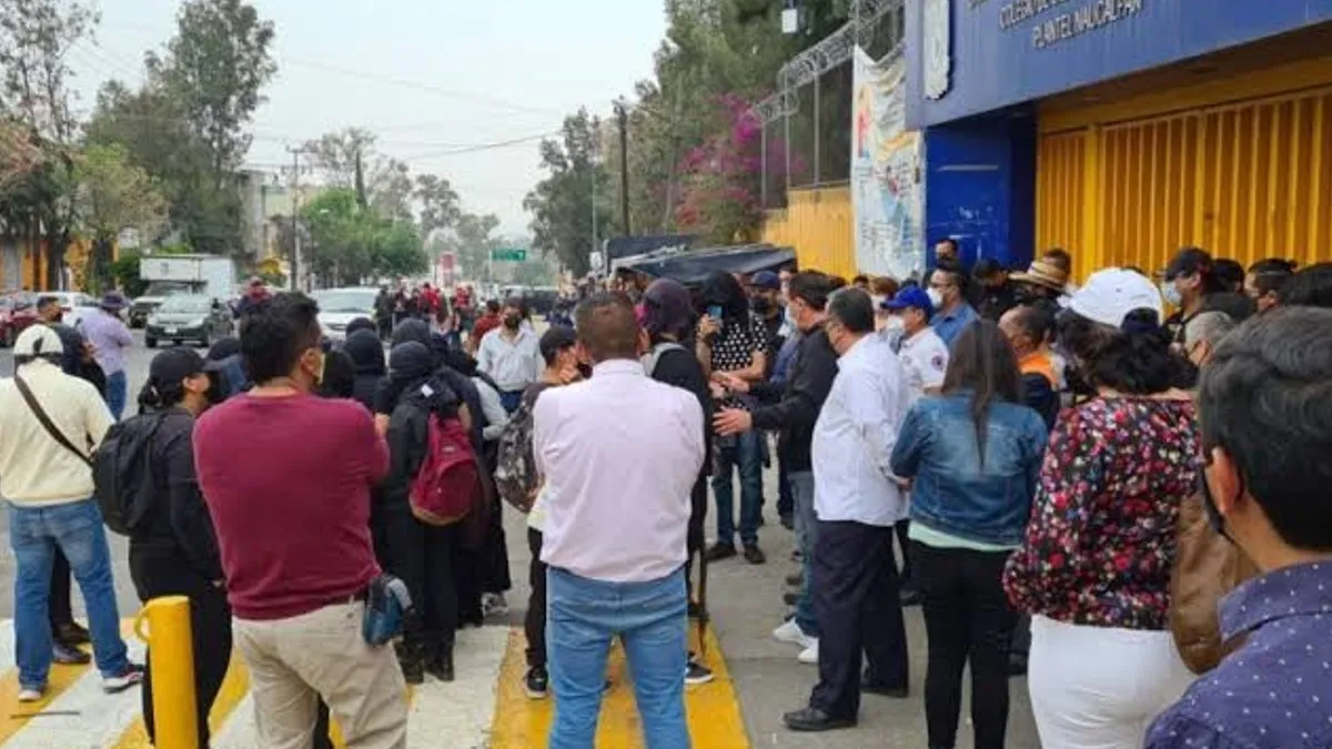 CCH Naucalpan contra venta de brownies con marihuana