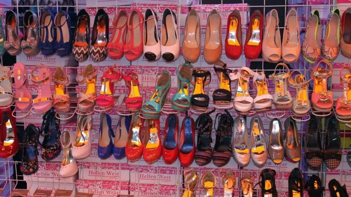 Zapateros atenquenses apuestan por ventas digitales para competir