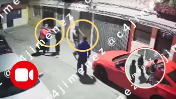Tres hombres armados interceptaron a dos jóvenes en calles de la Agrícola Oriental, en Iztacalco.