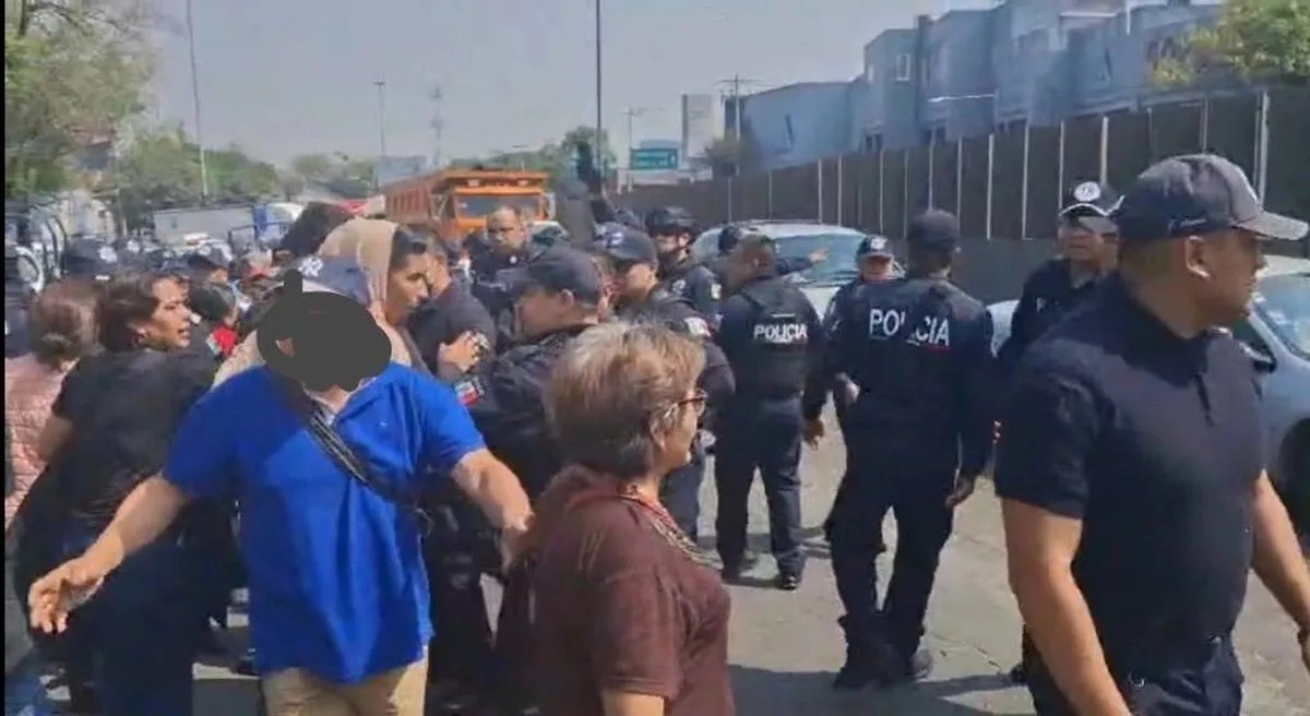 Naucalpan: Desalojan a vecinos que exigían suministro de agua