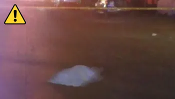Muere mujer al intentar cruzar la carretera México-Cuautla en Chalco.