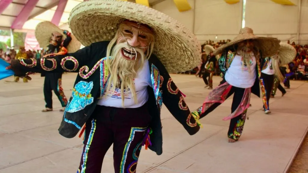 Tepetlaoxtoc: Alistan Festival de Danzas “Azcaxuch”