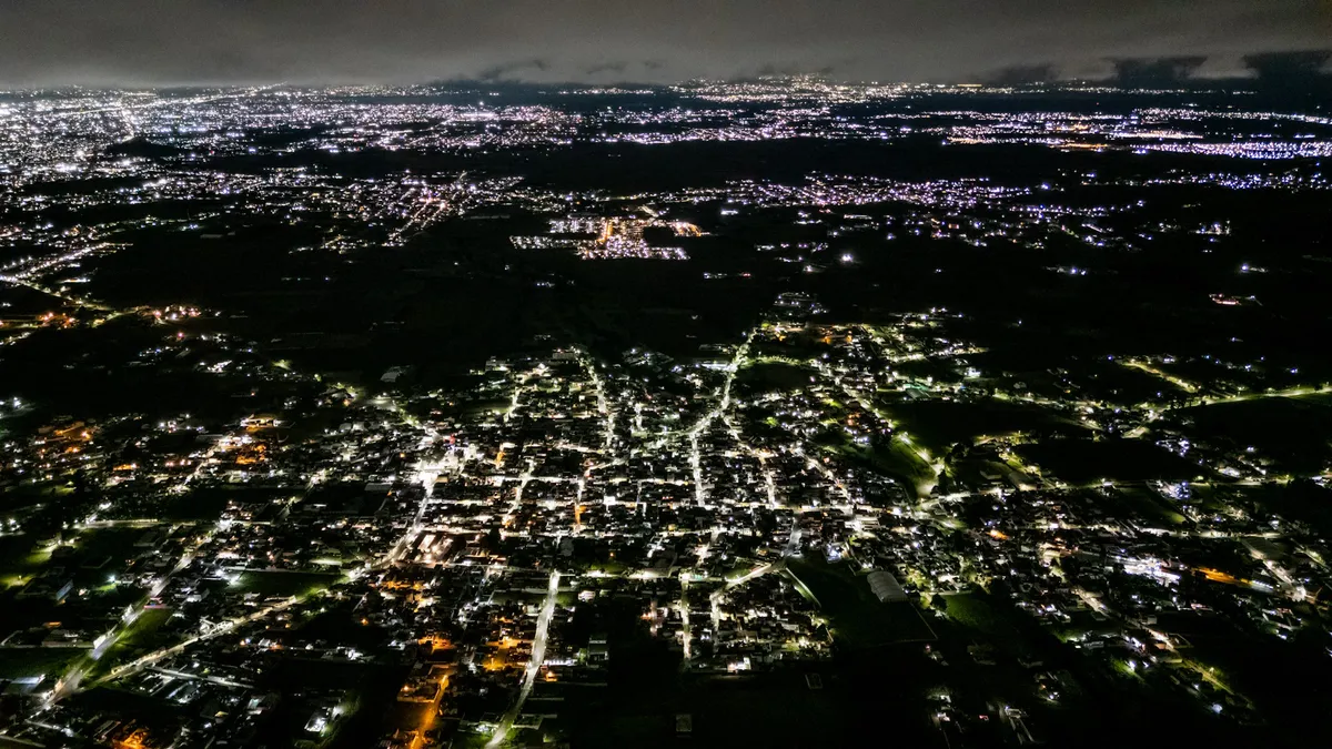 Se llena de luz San Juan Tilapa, se dio mantenimiento a 80 luminarias