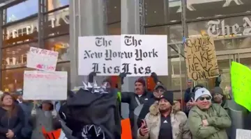 Mexicanos protestan en NYT por reportaje contra AMLO