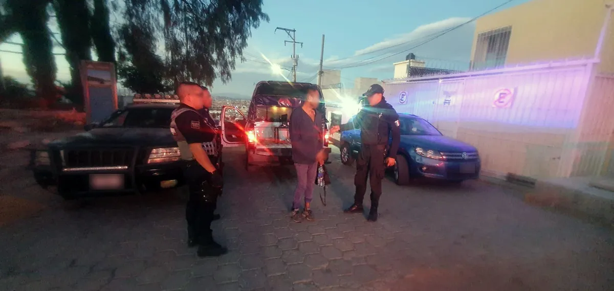Coacalco: Rescatan a hombre extraviado en la Sierra de Guadalupe