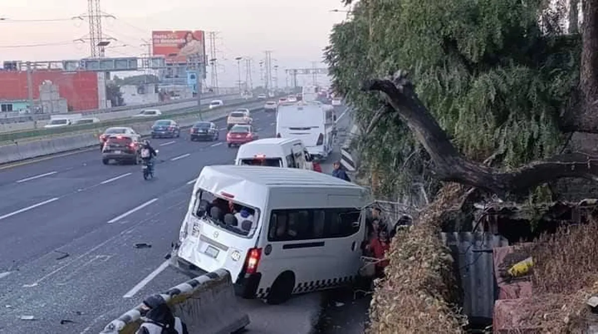 Accidente en la México-Pachuca deja al menos 12 heridos, dos de gravedad