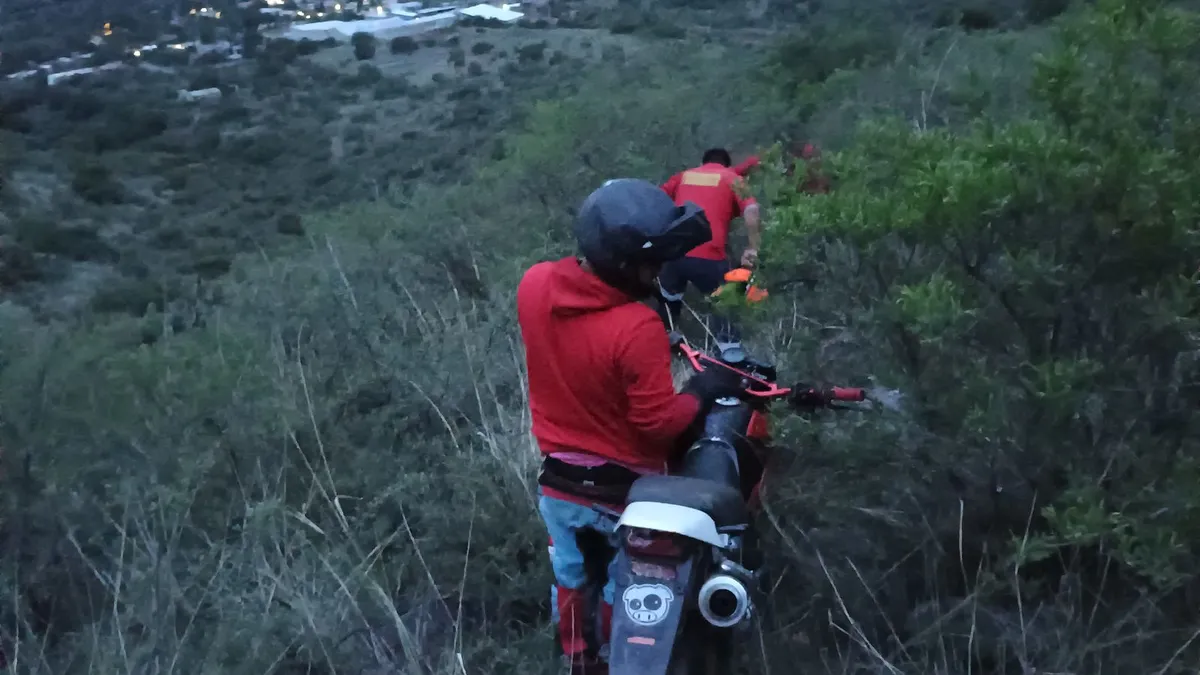 Rescatan a motociclistas extraviados en la Reserva Ecológica de Cerro Gordo