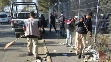 Peregrinos dejan toneladas de basura a su paso por Ecatepec