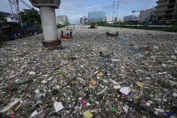 Inundaciones y deslaves dejan al menos 15 muertos en Filipinas