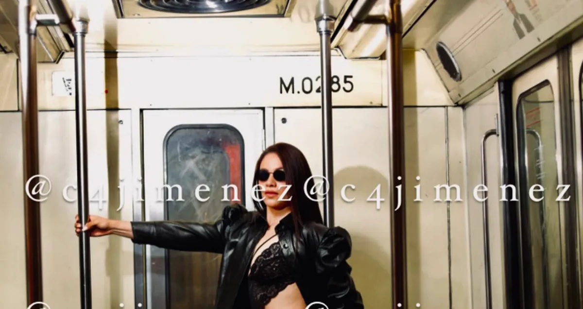 ¿Luna Bella, eres tú? Mujer en lencería se toma FOTOS en el Metro CDMX; es detenida junto a fotógrafo