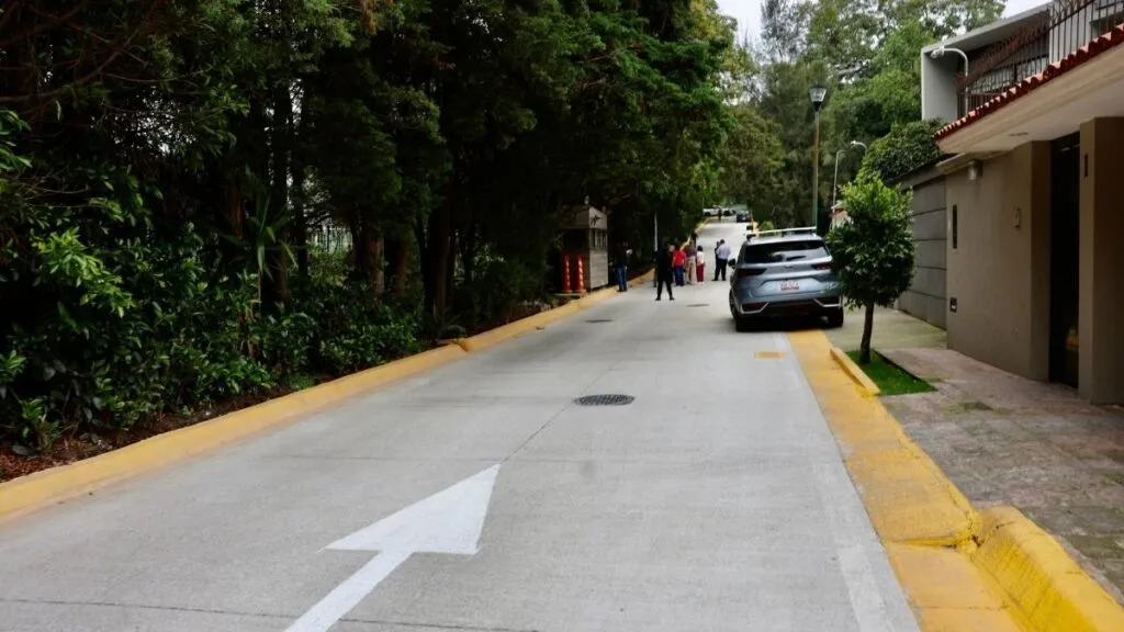 Huixquilucan entrega nuevas calles repavimentadas en La Herradura y Tecamachalco