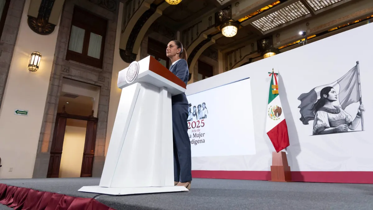 La presidenta garantizó que la reforma al 3° transitorio respeta la jurisprudencia y mantiene el derecho de amparo.