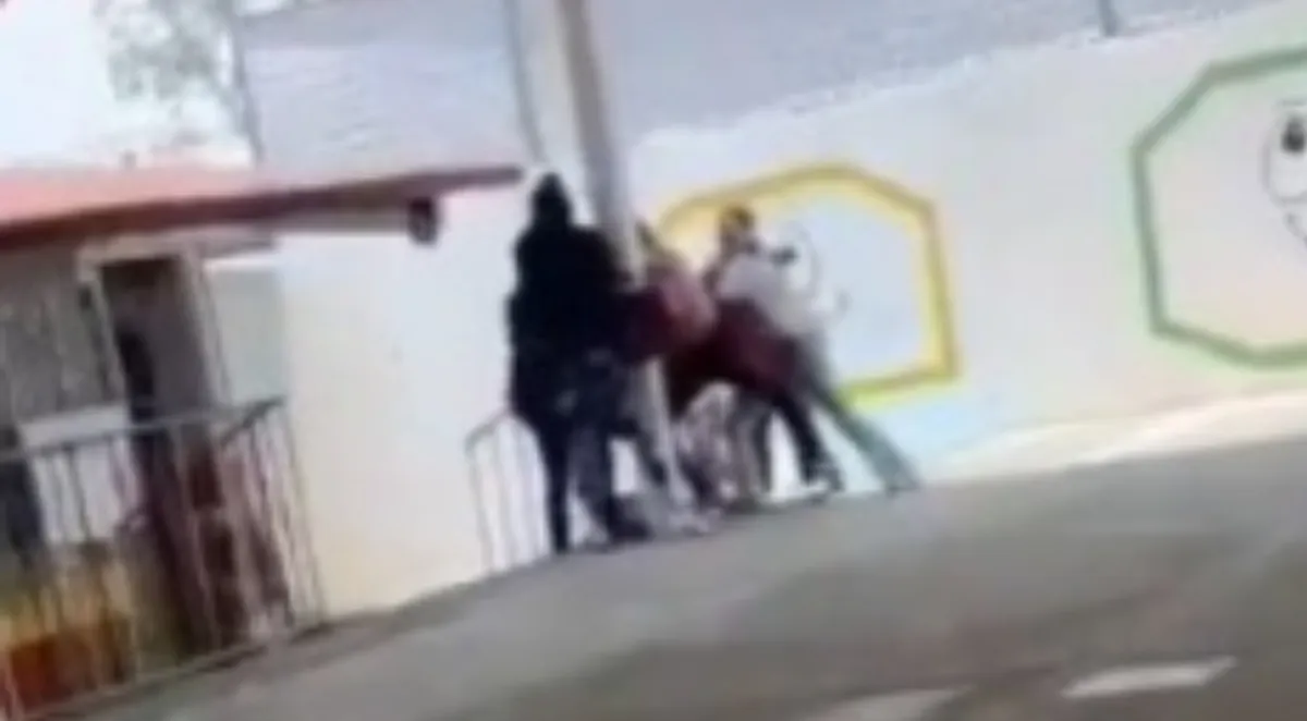 [VIDEO] SEP aclara pelea en kínder de Hidalgo: fue entre tutoras, no contra docente