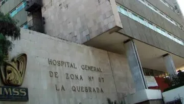 Elevador de la Clínica 57 del IMSS lleva una semana descompuesto, afecta área quirúrgica