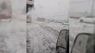 Lluvia y granizo afectan movilidad en la Toluca-Atlacomulco [VIDEO]