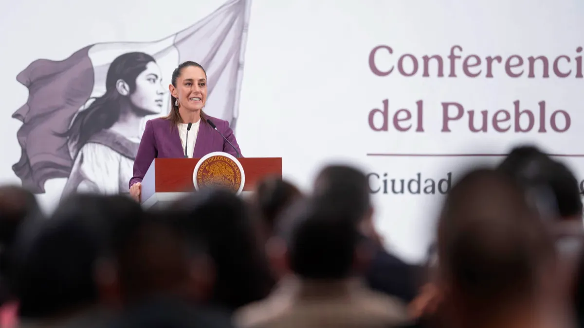 La 4T logró que millones de mexicanos dejaran la pobreza, afirma Sheinbaum.