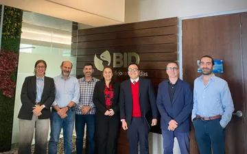 Presentan proyectos de electromovilidad ante el Banco Interamericano de Desarrollo