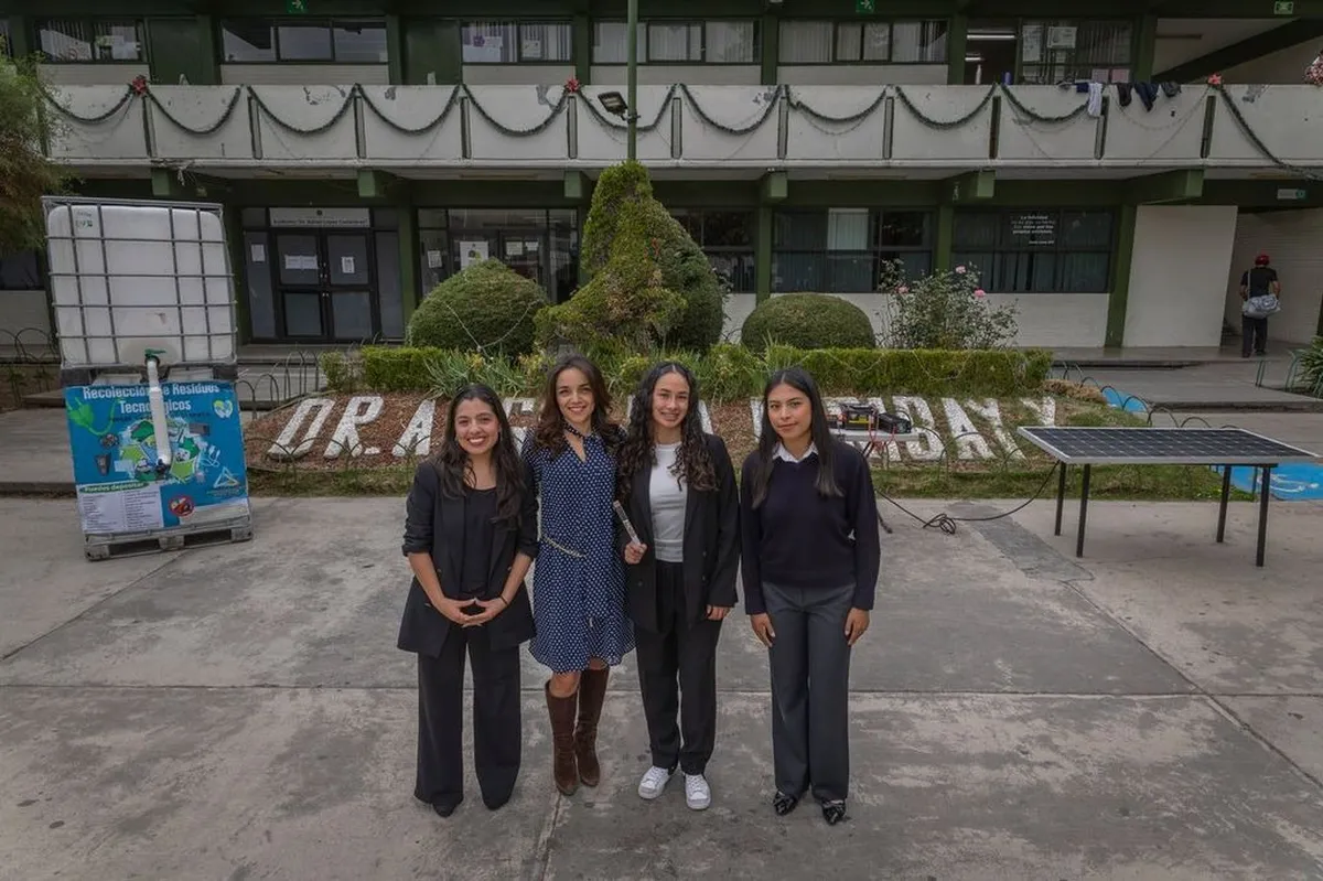 Estudiantes de la UAEMéx desarrollan sistema fotovoltaico para impulsar la sostenibilidad