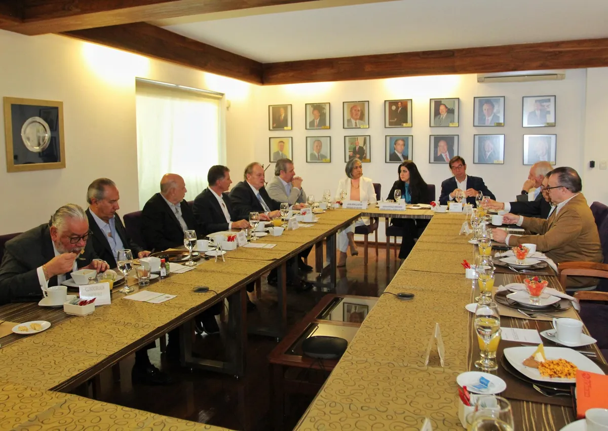 Edomex: inician acompañamiento a empresarios para destrabar trámites rezagados