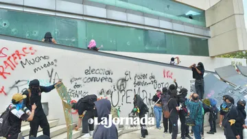 #Potrogate | Marcha Enjambre Estudiantil Universitario marcha por las calles de Toluca