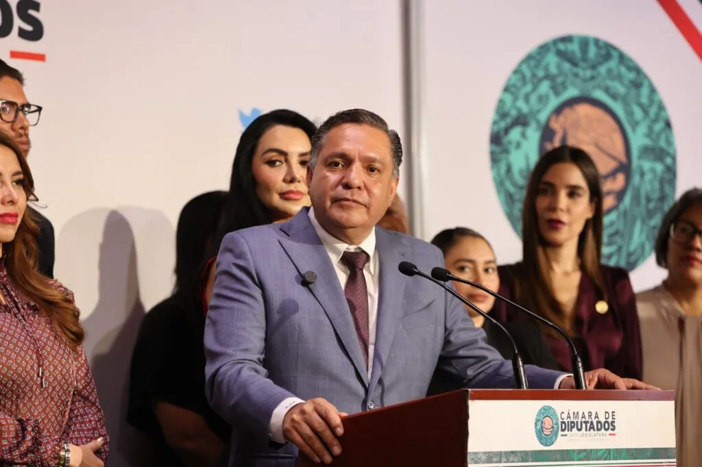 Impulsa Ricardo Moreno en Congreso federal el uso del FAISMUN para mantenimiento de infraestructura municipal