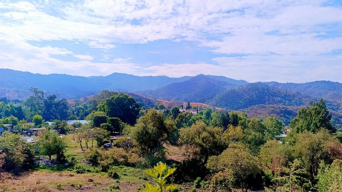 Caminata del Señor del Perdón al Cerro del Aura