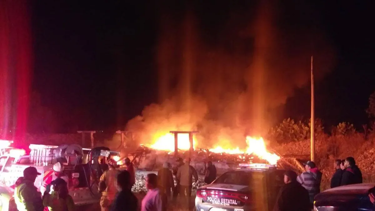 [Video] Explosión de polvorín deja dos muertos en San Martín de las Pirámides