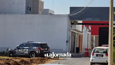 Tras los hechos, autoridades locales acudieron al lugar para resguardar la zona y evitar el acceso de personas ajenas.