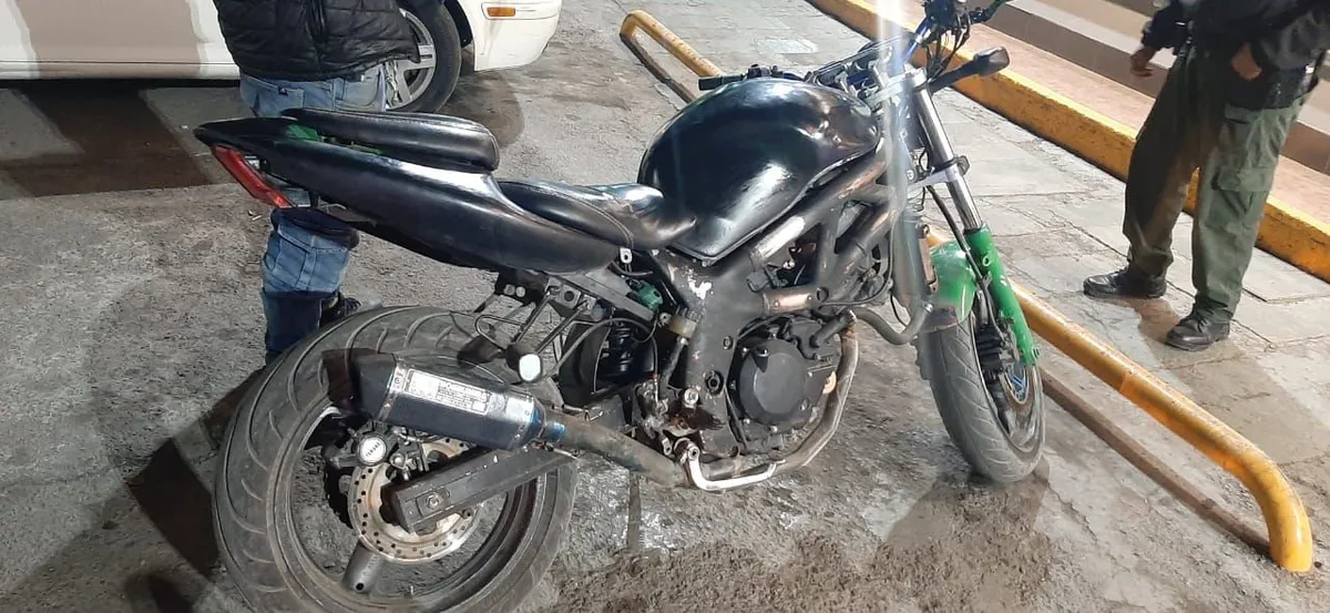Tecámac: Atrapan a sujeto que portaba brazalete electrónico y viajaba en moto robada
