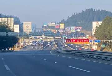 bloqueo-en-la-carretera-mexico-toluca