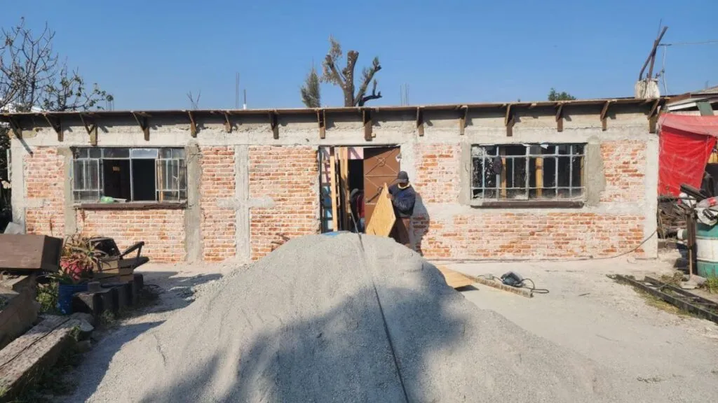 Vecinos de Tultepec denuncian retraso en apoyos para viviendas dañadas por obras del Suburbano